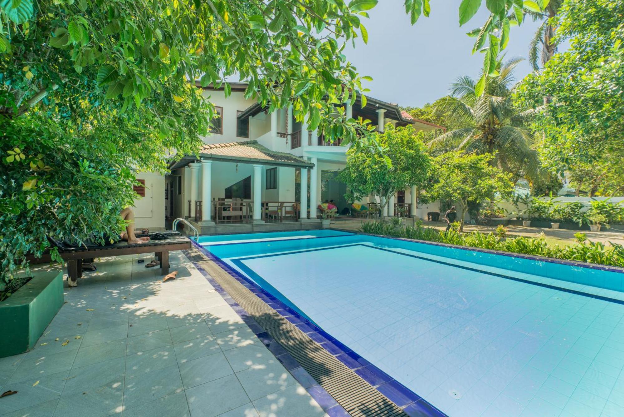The Calm Of8 Hotel Unawatuna Exterior photo